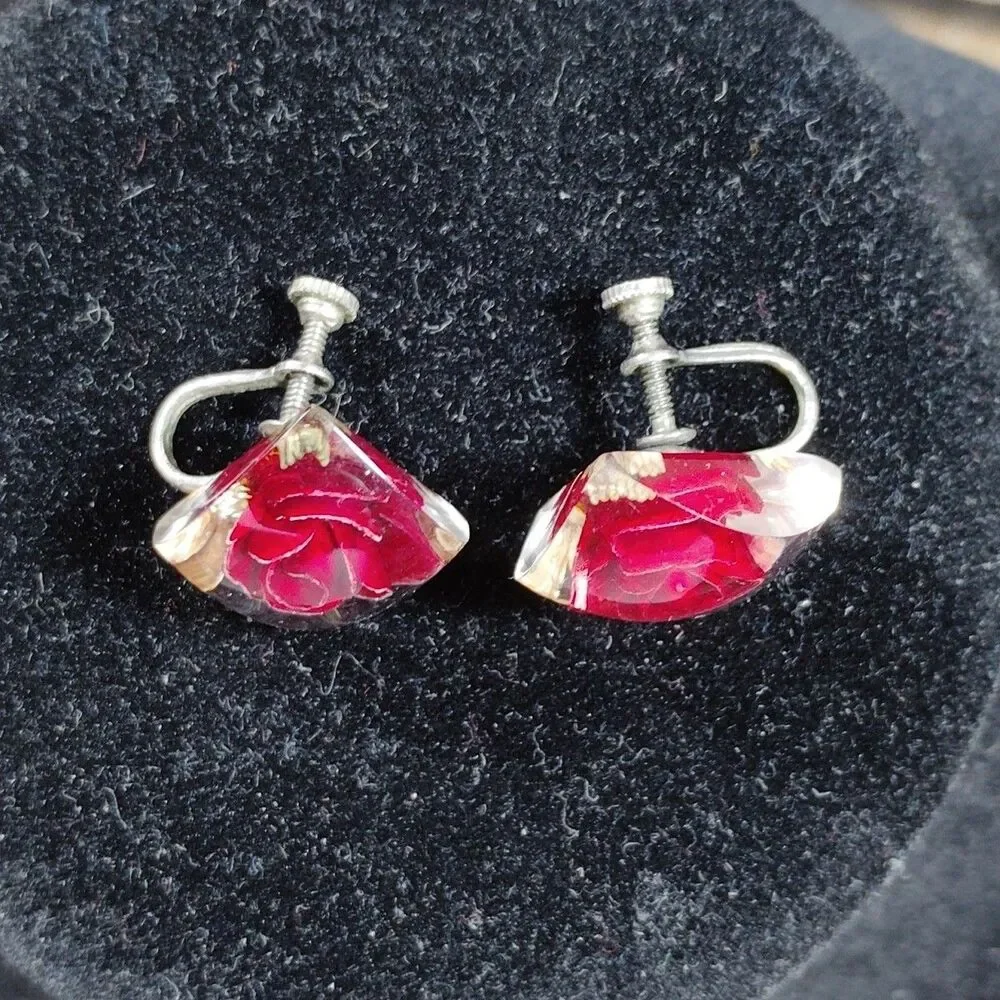 Vintage Rose Flower Screw Back Earrings Lucite Reverse Carved Jewelry Red